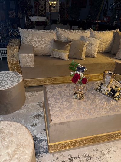 custom majlis seating